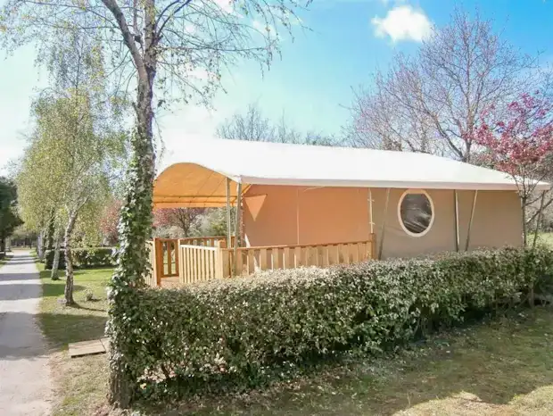 Canvas bungalow Canada / Lodge – covered terrace